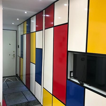 Mondrian'S House Apartment Genoa Bagian luar foto