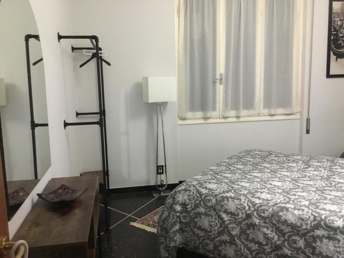 Mondrian'S House Apartment Genoa Bagian luar foto